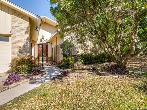 11111 Whisper Mdw, San Antonio, TX 78230