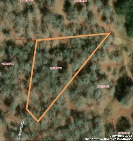 112 Timber Cyn, La Vernia, TX 78121