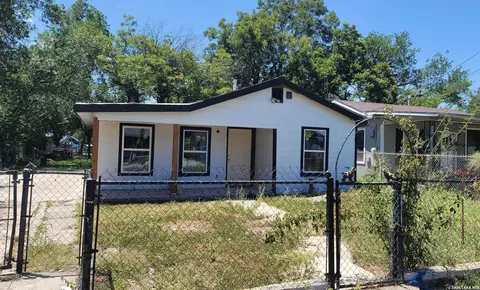 814 Vermont, San Antonio, TX 78211