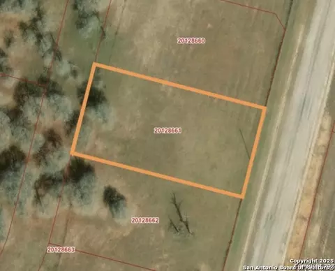 105 Timber Pl, La Vernia, TX 78121