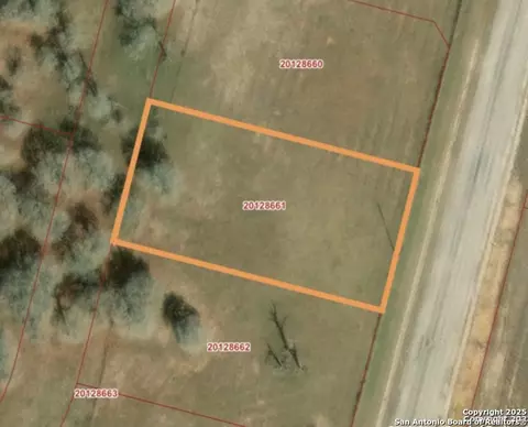 105 Timber Pl, La Vernia, TX 78121