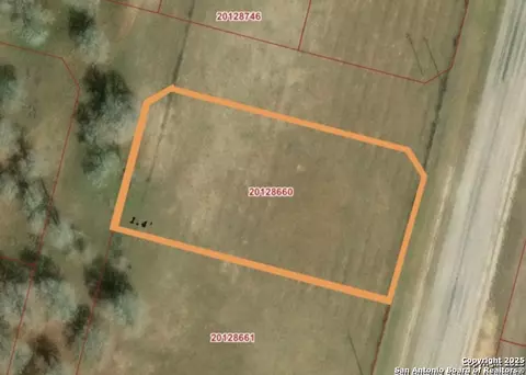 101 Timber Hts, La Vernia, TX 78121