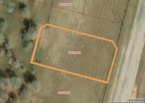 101 Timber Hts, La Vernia, TX 78121