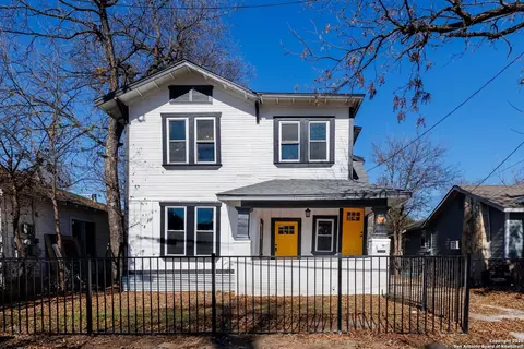 109 Blue Bonnet, San Antonio, TX 78202