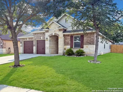 327 Joshua Hl, New Braunfels, TX 78130
