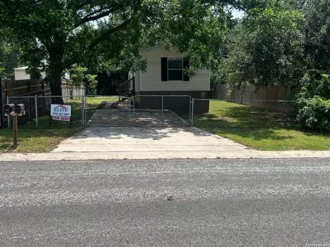 25226 Pat Pkwy, San Antonio, TX 78257