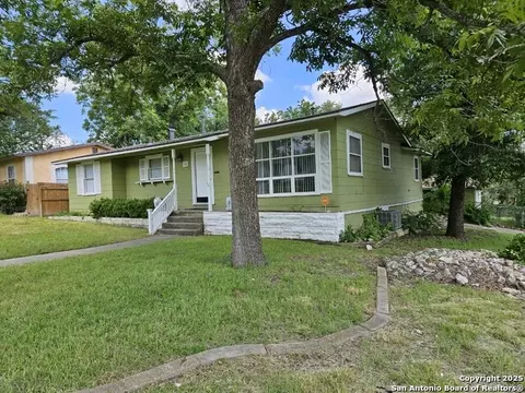 302 Blakeley, San Antonio, TX 78209