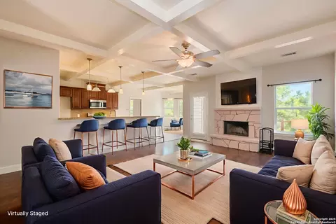 202 Roaring Creek Dr, Boerne, TX 78006