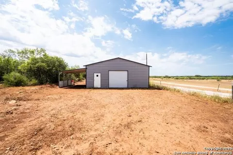 1979 County Road 651, Devine, TX 78016 photo 34