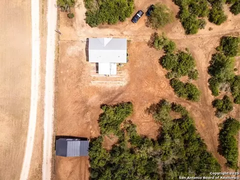 1979 County Road 651, Devine, TX 78016 photo 41