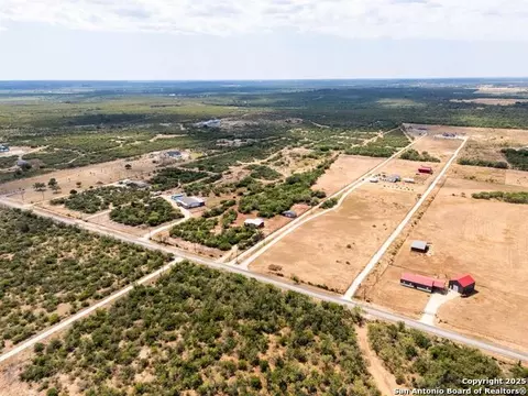 1979 County Road 651, Devine, TX 78016 photo 44