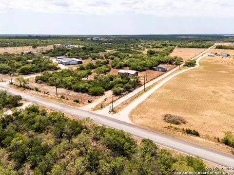 1979 County Road 651, Devine, TX 78016 photo 42