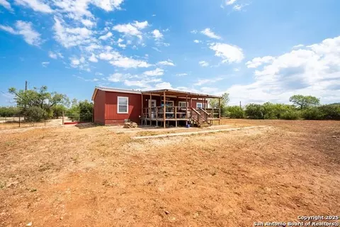 1979 County Road 651, Devine, TX 78016 photo 31