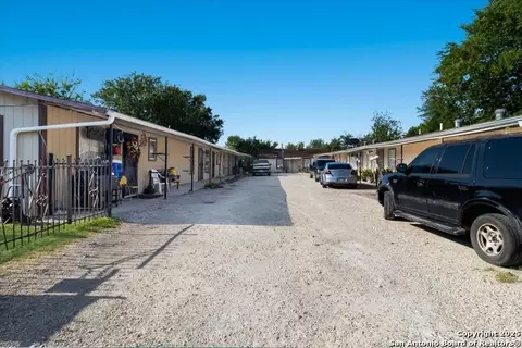 3620 Rivas St, San Antonio, TX 78228