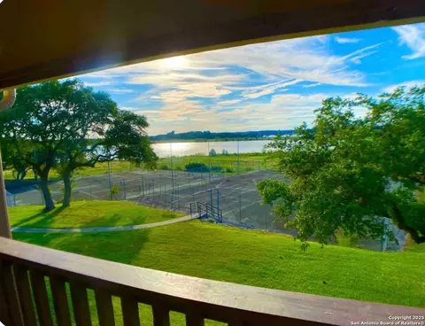 2004 Lakeland Dr #5A, Canyon Lake, TX 78133