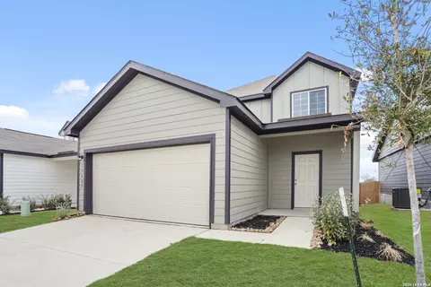 13627 Helton Pass, Saint Hedwig, TX 78152