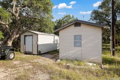 1060 Forest View Dr, Blanco, TX 78606 photo 18