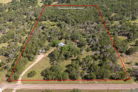 1060 Forest View Dr, Blanco, TX 78606 photo 7
