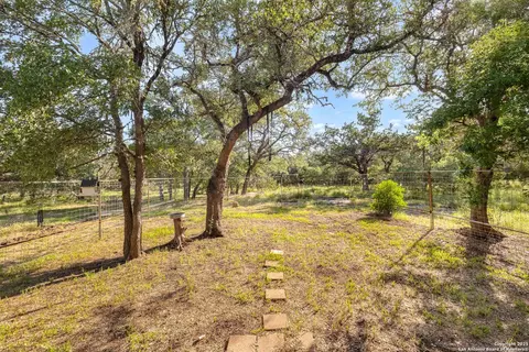 1060 Forest View Dr, Blanco, TX 78606 photo 24
