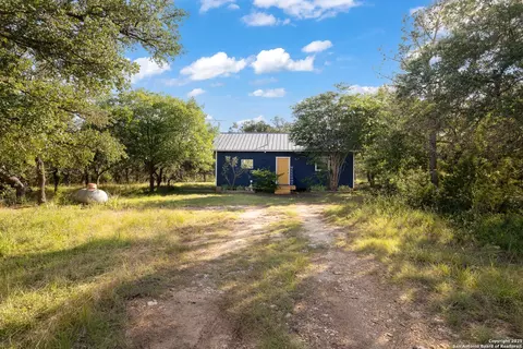 1060 Forest View Dr, Blanco, TX 78606 photo 8