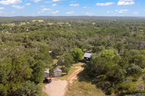 1060 Forest View Dr, Blanco, TX 78606 photo 17