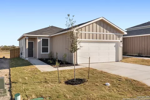 10037 Jagger Ave, Converse, TX 78109