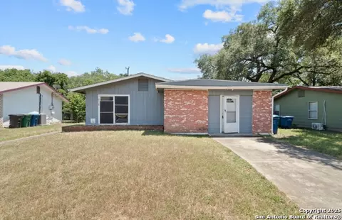 4118 Scarletoak Dr, San Antonio, TX 78220