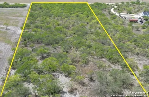 0 Fm 2049, Three Rivers, TX 78071