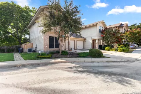 6210 W Jolie Ct, San Antonio, TX 78240
