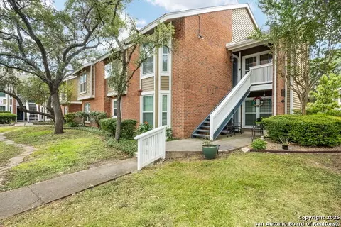 13130 Blanco Rd #1710, San Antonio, TX 78216