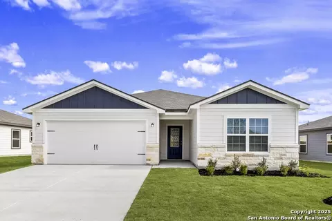 16021 Stratford Cv, Lytle, TX 78052
