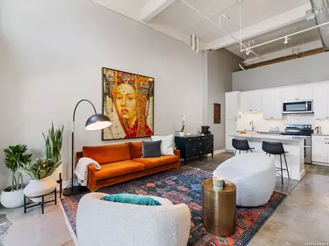 1401 S Flores #118, San Antonio, TX 78204