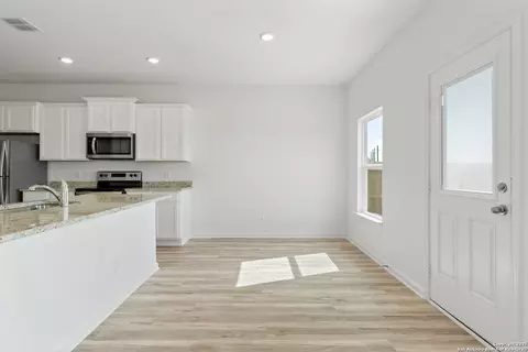 16001 Delgado Hls, Lytle, TX 78052 photo 6