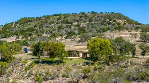 241 Us Highway 87, Comfort, TX 78013