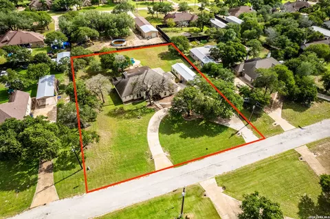 133 Copper Rdg, La Vernia, TX 78121