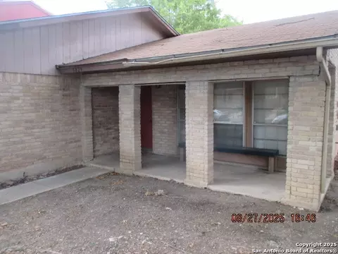 6829 Stockport Dr, San Antonio, TX 78239