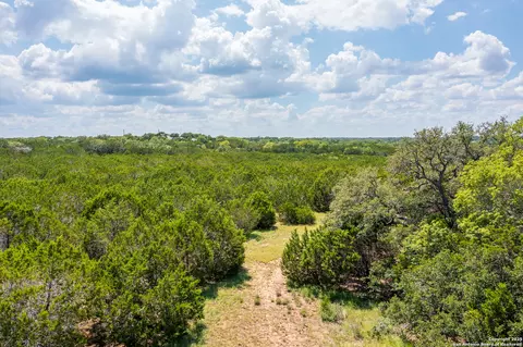 1421 Cr 281, Leander, TX 78641