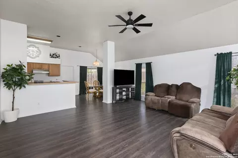 Living - 7709 Brunning, Live Oak, TX 78233 photo 1 of 2