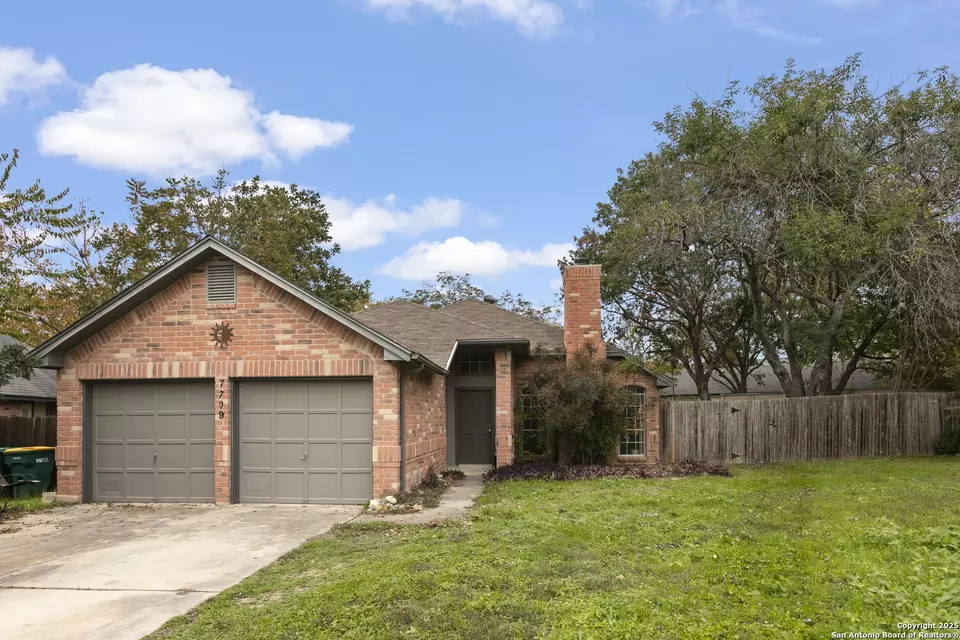 Exterior - 7709 Brunning, Live Oak, TX 78233 photo 2 of 5