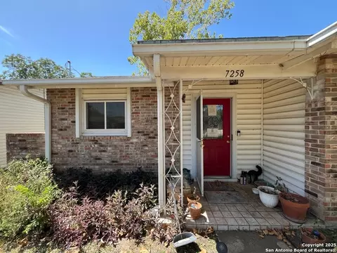 7258 Hickory Grv, San Antonio, TX 78227