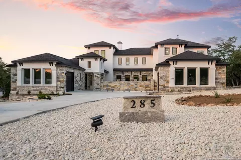 285 Scenic Cyn, New Braunfels, TX 78132