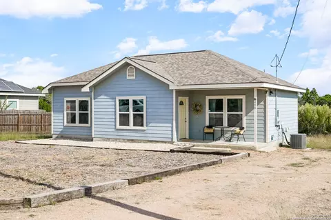 495 Cimarron, Spring Branch, TX 78070 photo 1