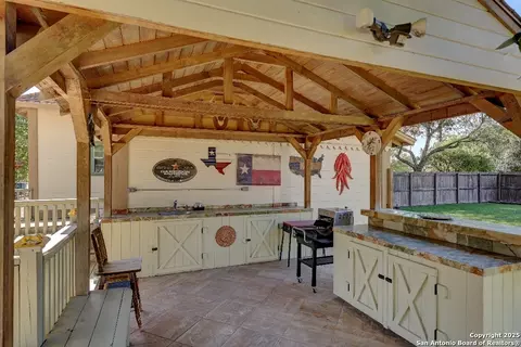 Exterior - 101 N 11th, Junction, TX 76849 photo 5 of 7