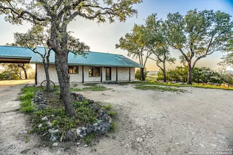 Other - 599 Mountain View Rd, Utopia, TX 78884 photo 11 of 17