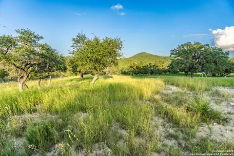 Other - 599 Mountain View Rd, Utopia, TX 78884 photo 14 of 17
