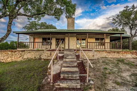 Other - 599 Mountain View Rd, Utopia, TX 78884 photo 2 of 17