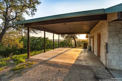 Exterior - 599 Mountain View Rd, Utopia, TX 78884 photo 8 of 8