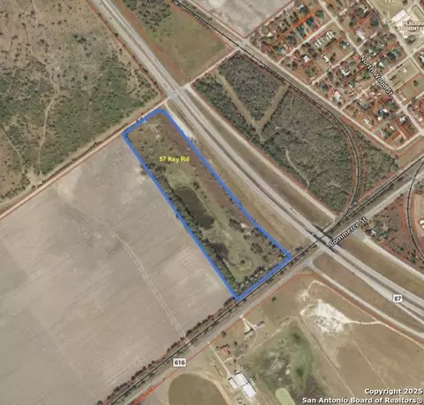 57 Key Rd, Victoria, TX 77906