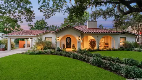 620 E Mandalay, Olmos Park, TX 78212
