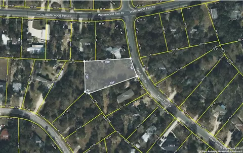 23007 Fawn Trl, Elmendorf, TX 78112